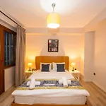Taksim Loft *